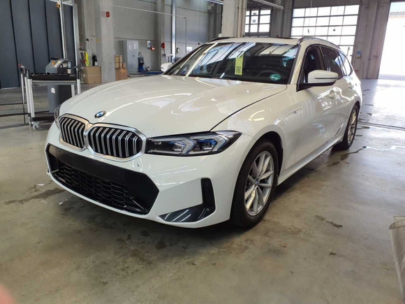 Náhled zpředu zleva