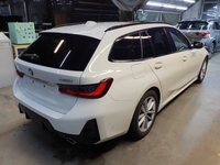 Náhled zezadu zprava