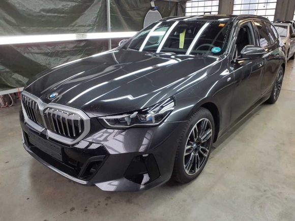 Náhled zpředu zleva