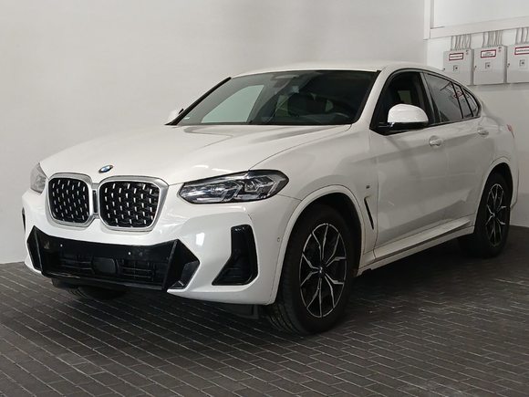 Widok z przodu po stronie lewej