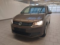 Вид спереди слева