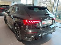 Widok z tyłu po stronie lewej