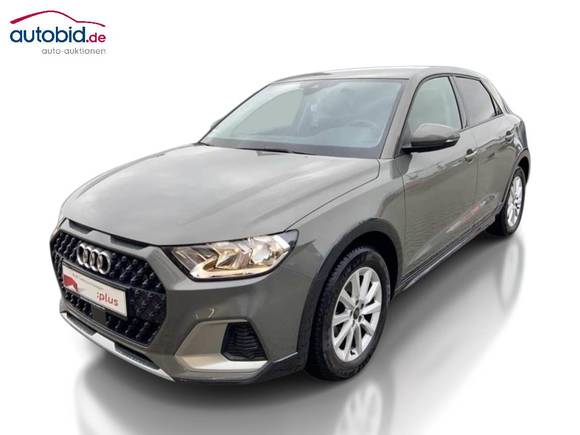 Вид спереди слева