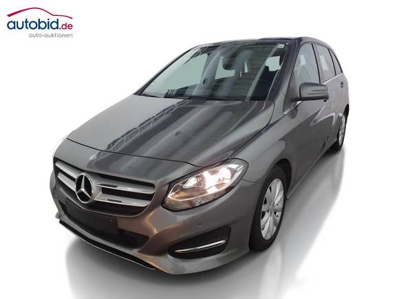 Вид спереди слева