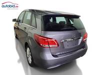 Вид сзади слева