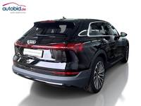 Widok z tyłu po stronie prawej