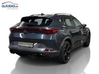 Widok z tyłu po stronie prawej