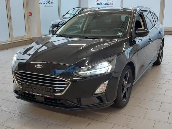 Вид спереди слева