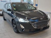 Вид спереди справа