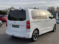 Вид сзади справа