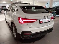 Widok z tyłu po stronie lewej