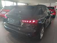 Widok z tyłu po stronie prawej