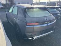 Вид сзади слева