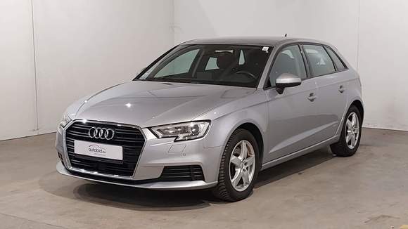 Вид спереди слева