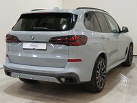 Pogled od pozadi desno