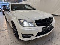 Вид спереди справа