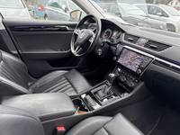 Вид на салон