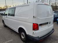 Pogled od pozadi levo