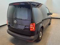 Pogled od pozadi desno