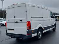 Pogled od pozadi desno