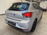 Vue de l’arrière droit