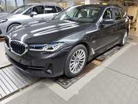 Вид спереди слева