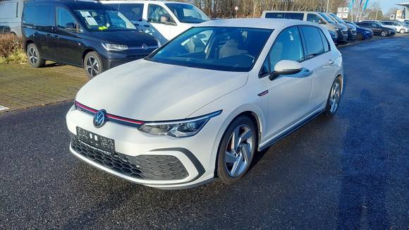 Вид спереди слева