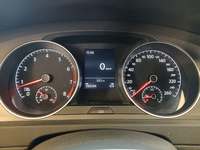 Pogled na kombinovani instrument