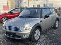 Вид спереди слева