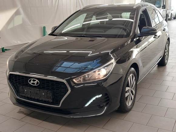 Вид спереди слева