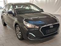 Вид спереди справа