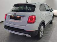 Pogled od pozadi desno