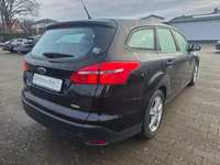 Widok z tyłu po stronie prawej