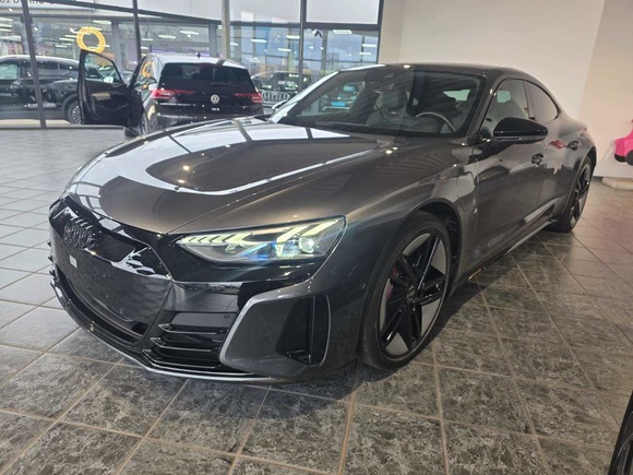 Widok z przodu po stronie lewej