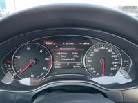 Pohled na přístrojovou desku