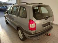 Náhled zezadu zleva