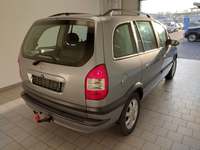 Náhled zezadu zprava