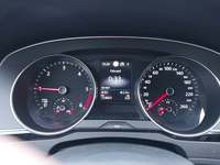 Pogled na kombinovani instrument