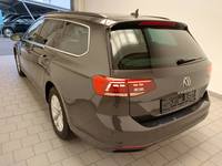 Pogled od pozadi levo