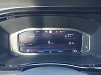 Pohled na přístrojovou desku