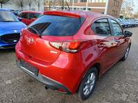 Pogled od pozadi desno