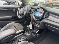 Вид на салон