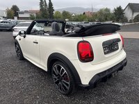 Вид сзади слева