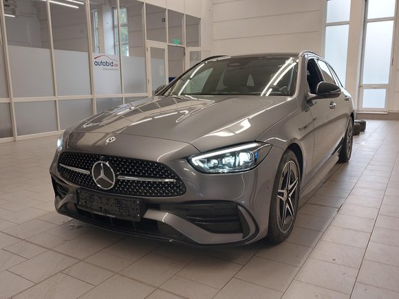 Вид спереди слева