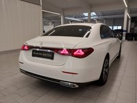 Вид сзади справа