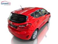 Pogled od pozadi desno