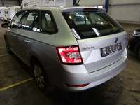 Widok z tyłu po stronie lewej