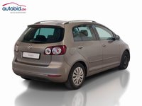 Widok z tyłu po stronie prawej