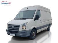 Skats no kreisās puses priekšā