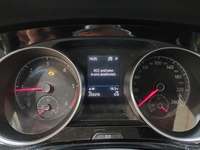 Pohled na přístrojovou desku